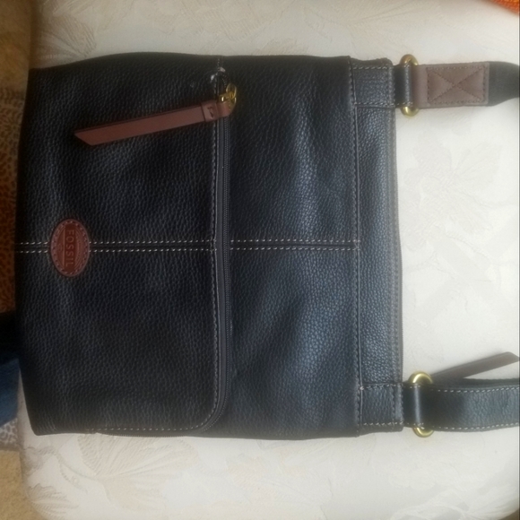 NWOT Fossil - Picture 2 of 13